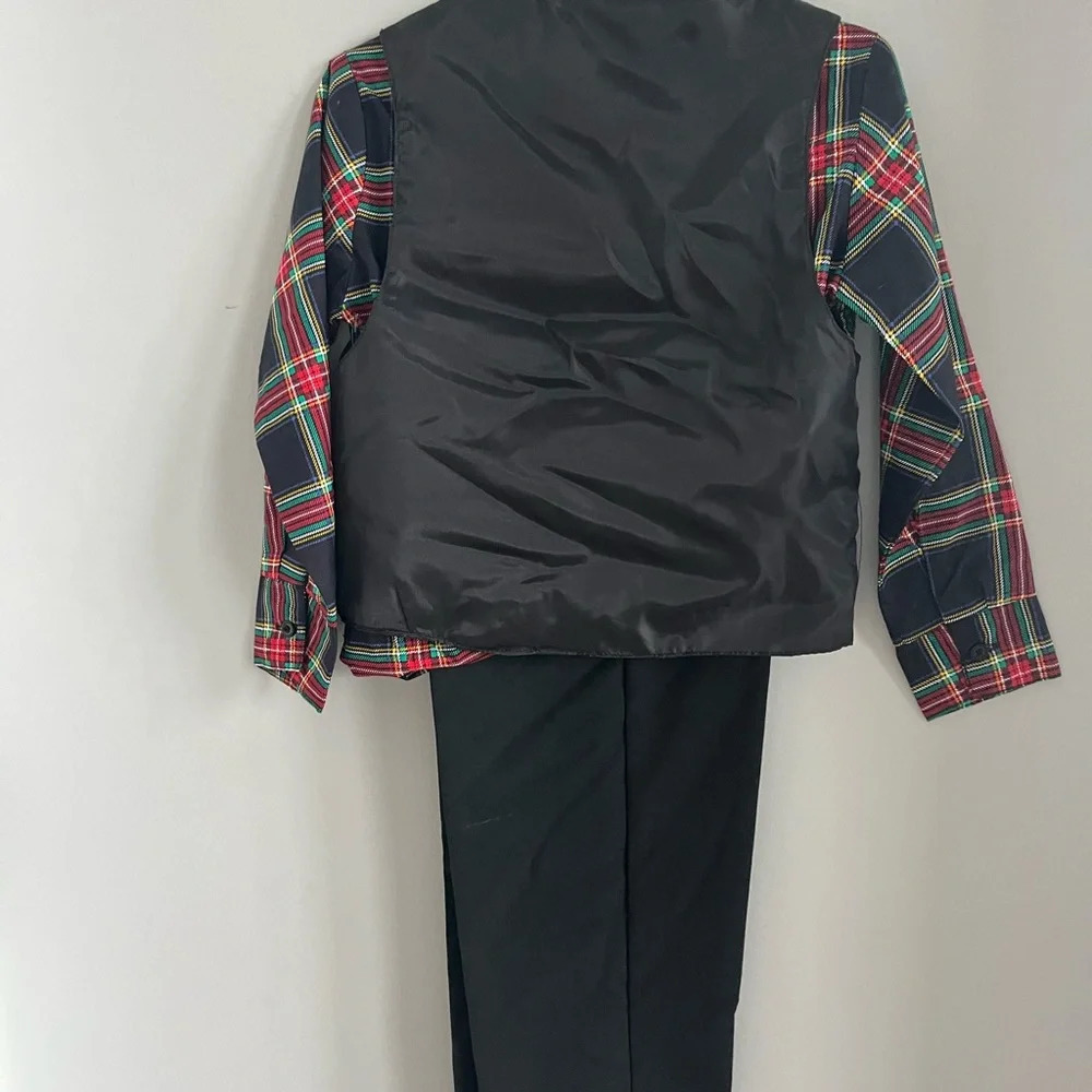 NWT Boy Kenneth Cole 4 piece Christmas set: elastic pants, vest, shirt - Picture 7 of 8